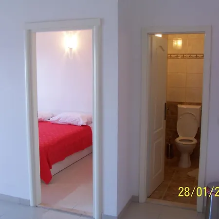 Apartments Perdijic Nemira Omiš Esterno foto