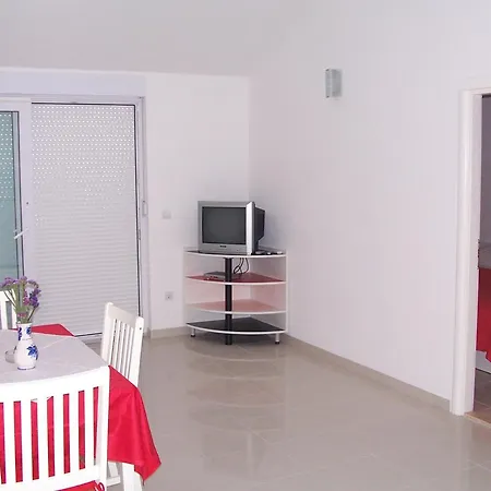 Apartments Perdijic Nemira Omiš Esterno foto